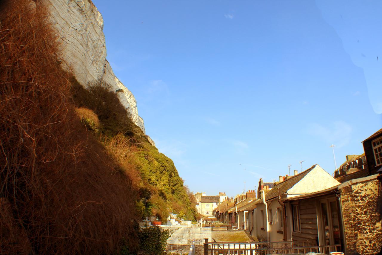 Dover Adventure Backpackers Exteriör bild
